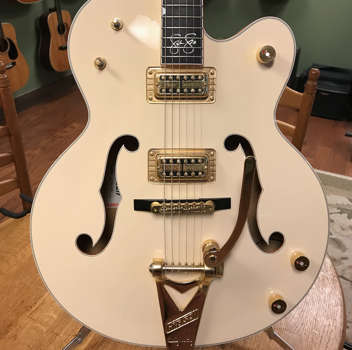 Gretsch G6136-1958 Stephen Stills White Falcon Aged White