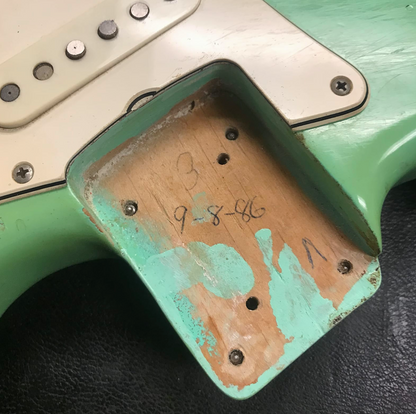 1986 Fender American Vintage '62 Stratocaster Surf Green AVRI