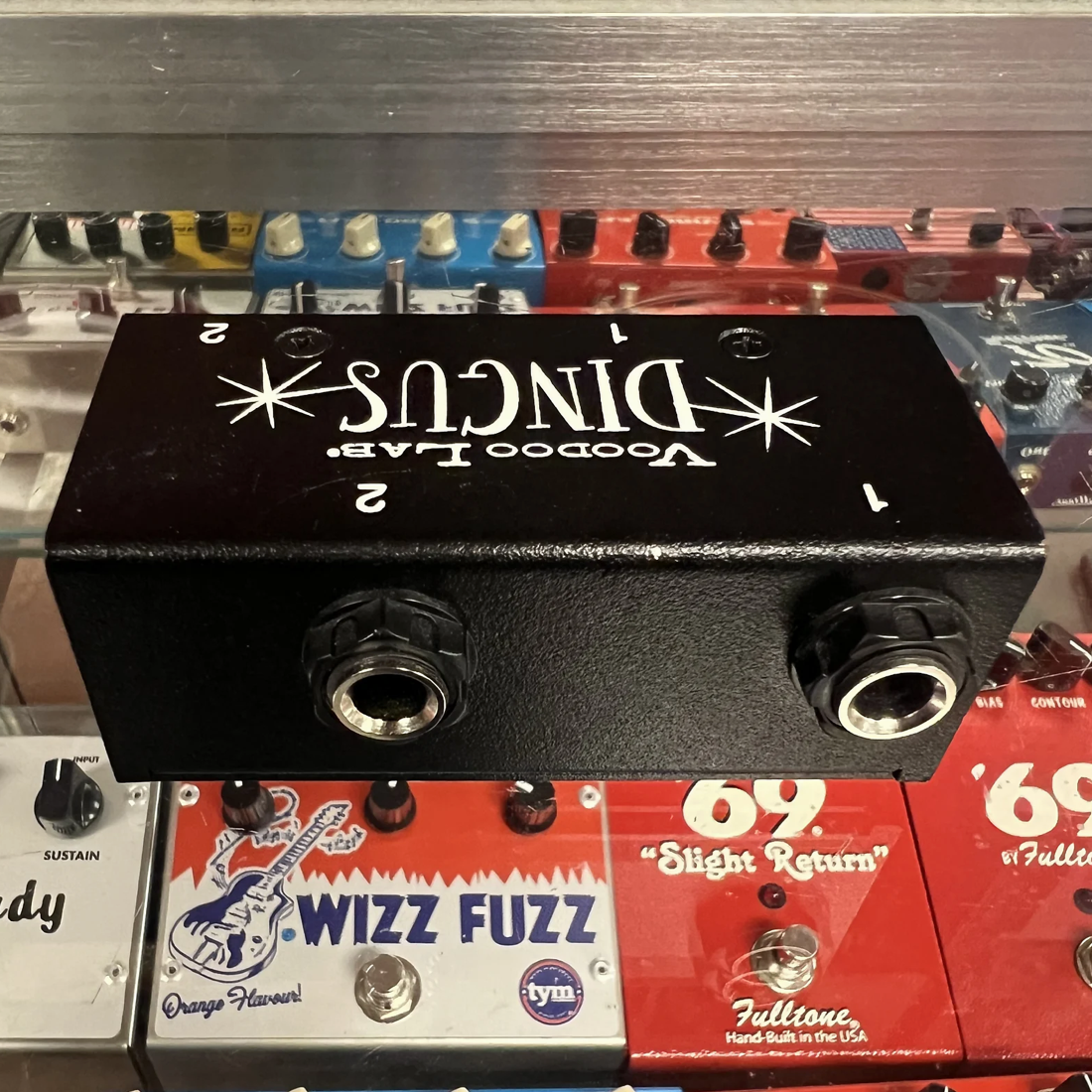 Voodoo Lab Dingus Dual Feed-Thru Module