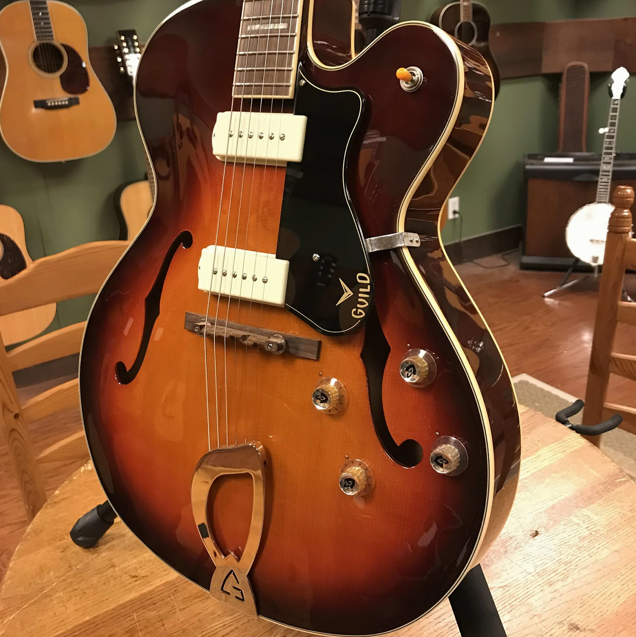 2013 Guild Newark St. Collection X-175 Manhattan Antique Sunburst