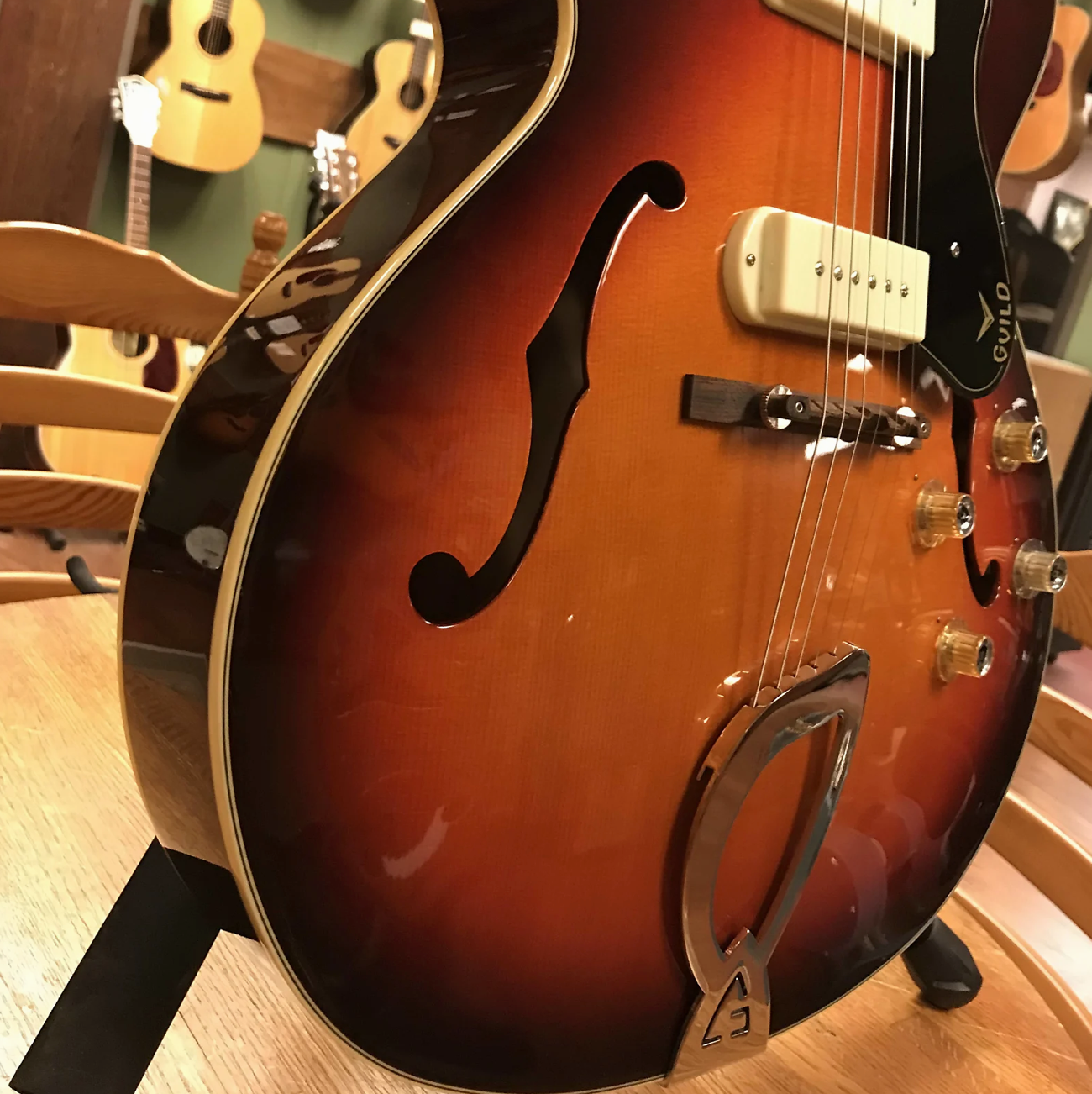 2013 Guild Newark St. Collection X-175 Manhattan Antique Sunburst