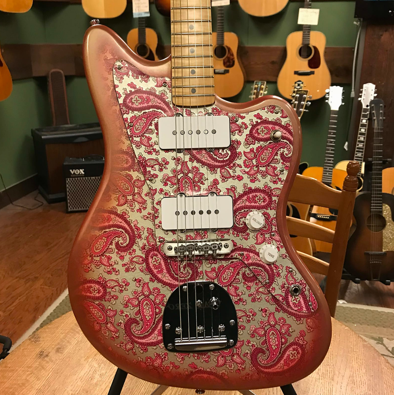 Crook J-Style Pink Sparkle Paisley Jazzmaster