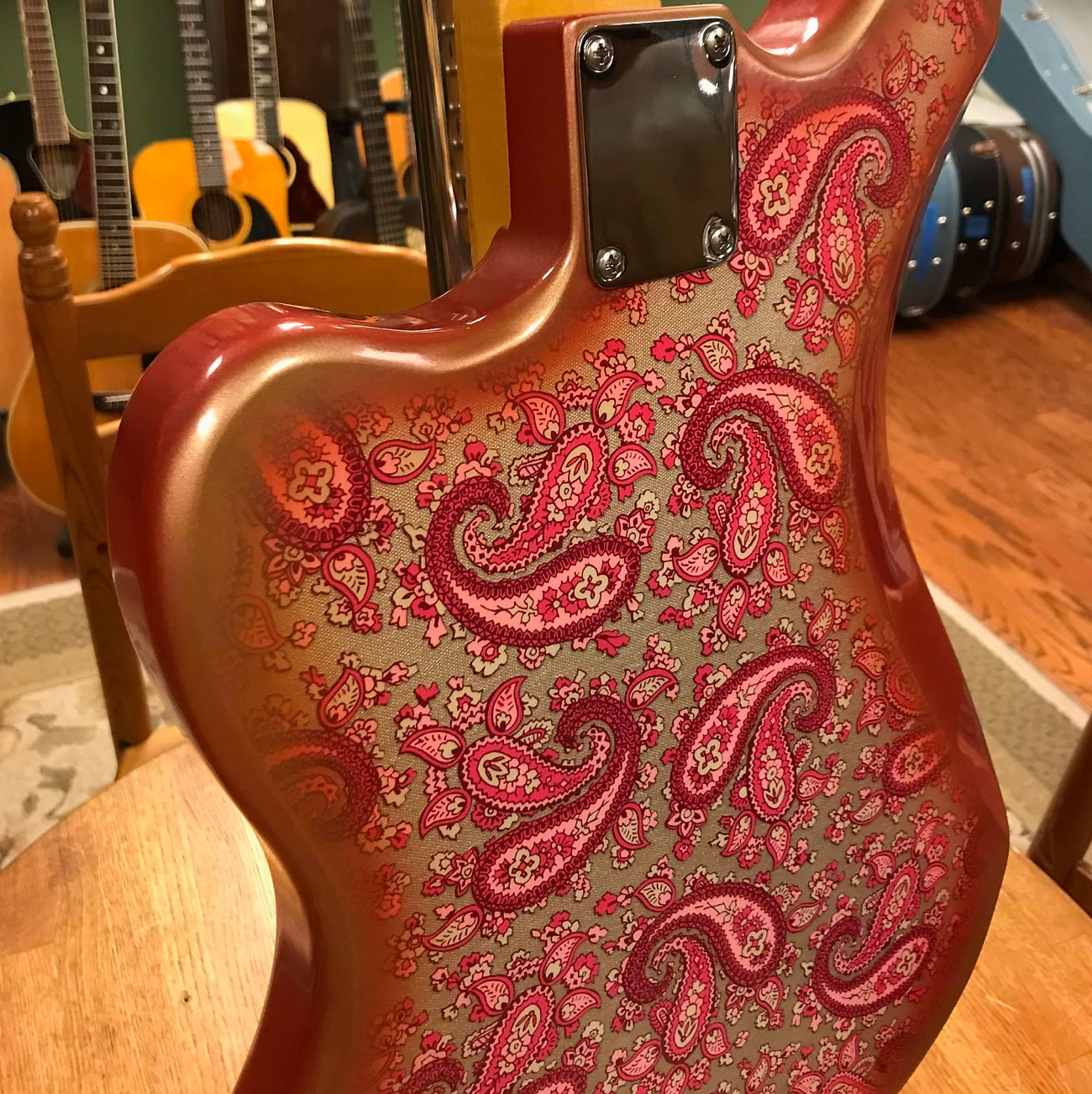 Crook J-Style Pink Sparkle Paisley Jazzmaster