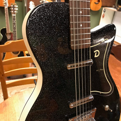 Danelectro '56 Baritone Black Sparkle