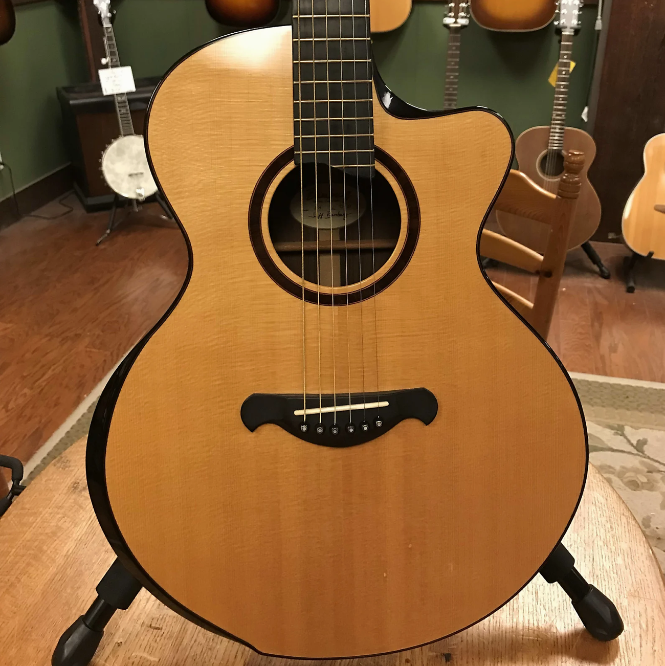 2012 Bamburg Guitars JSB Natural with Ameritage Case