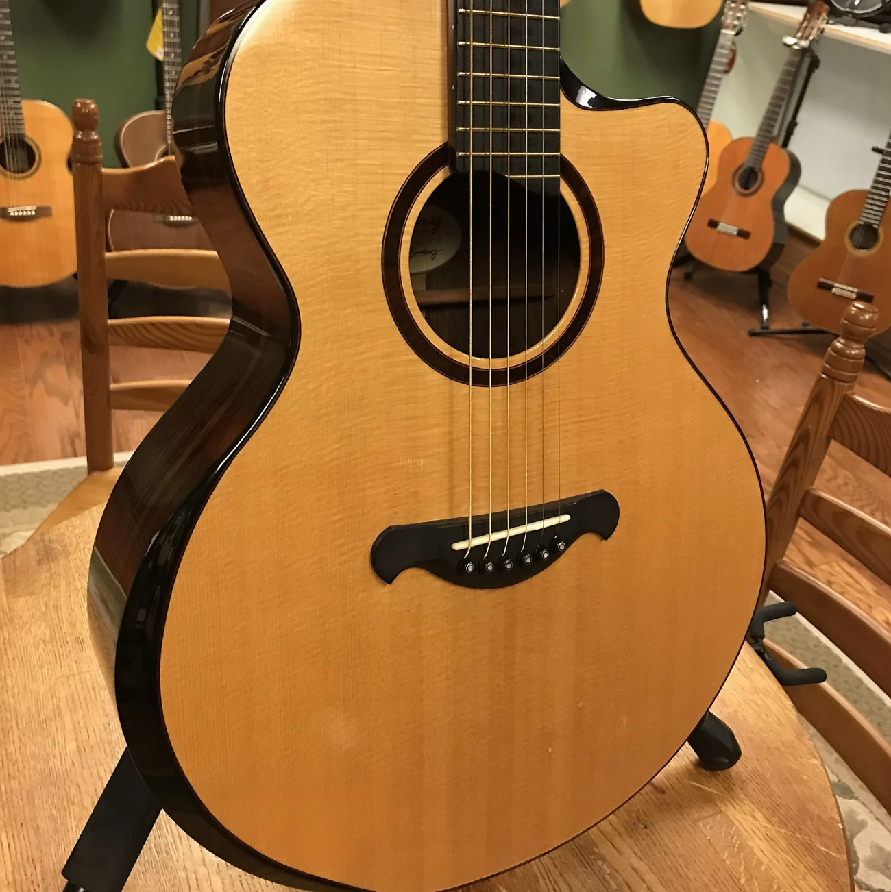 2012 Bamburg Guitars JSB Natural with Ameritage Case