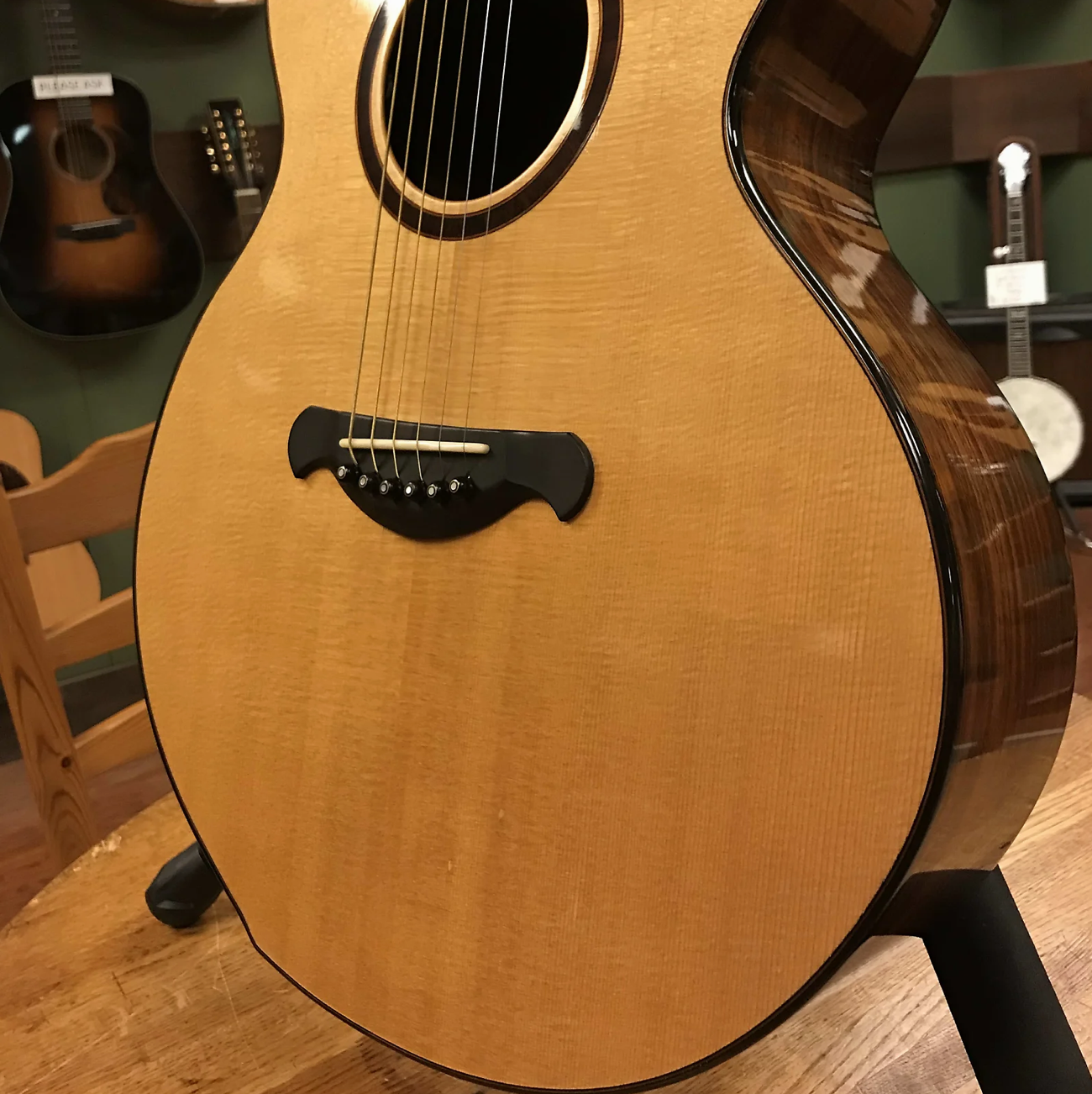 2012 Bamburg Guitars JSB Natural with Ameritage Case