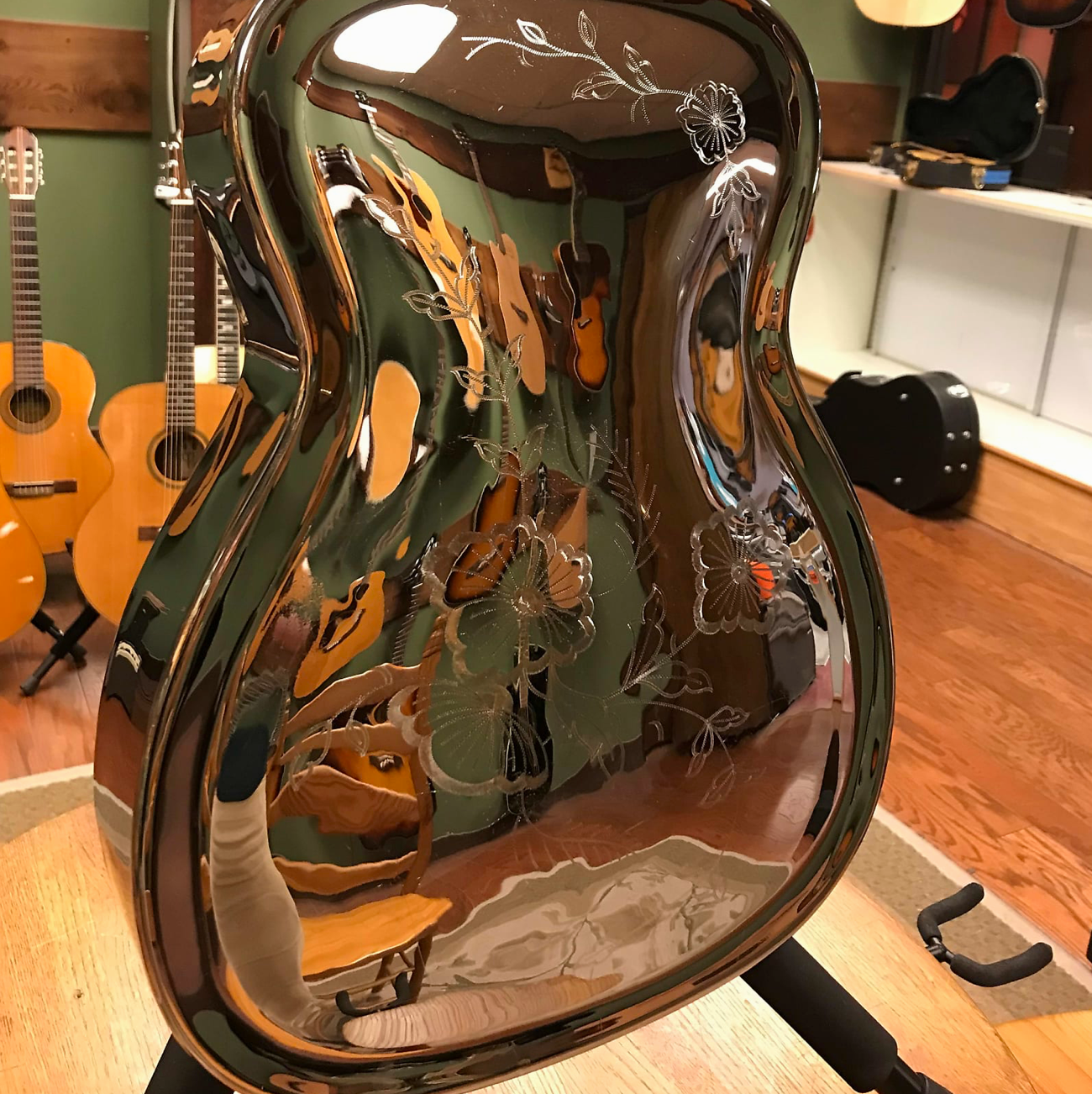 1977 Dobro Model 36 Floral Chrome