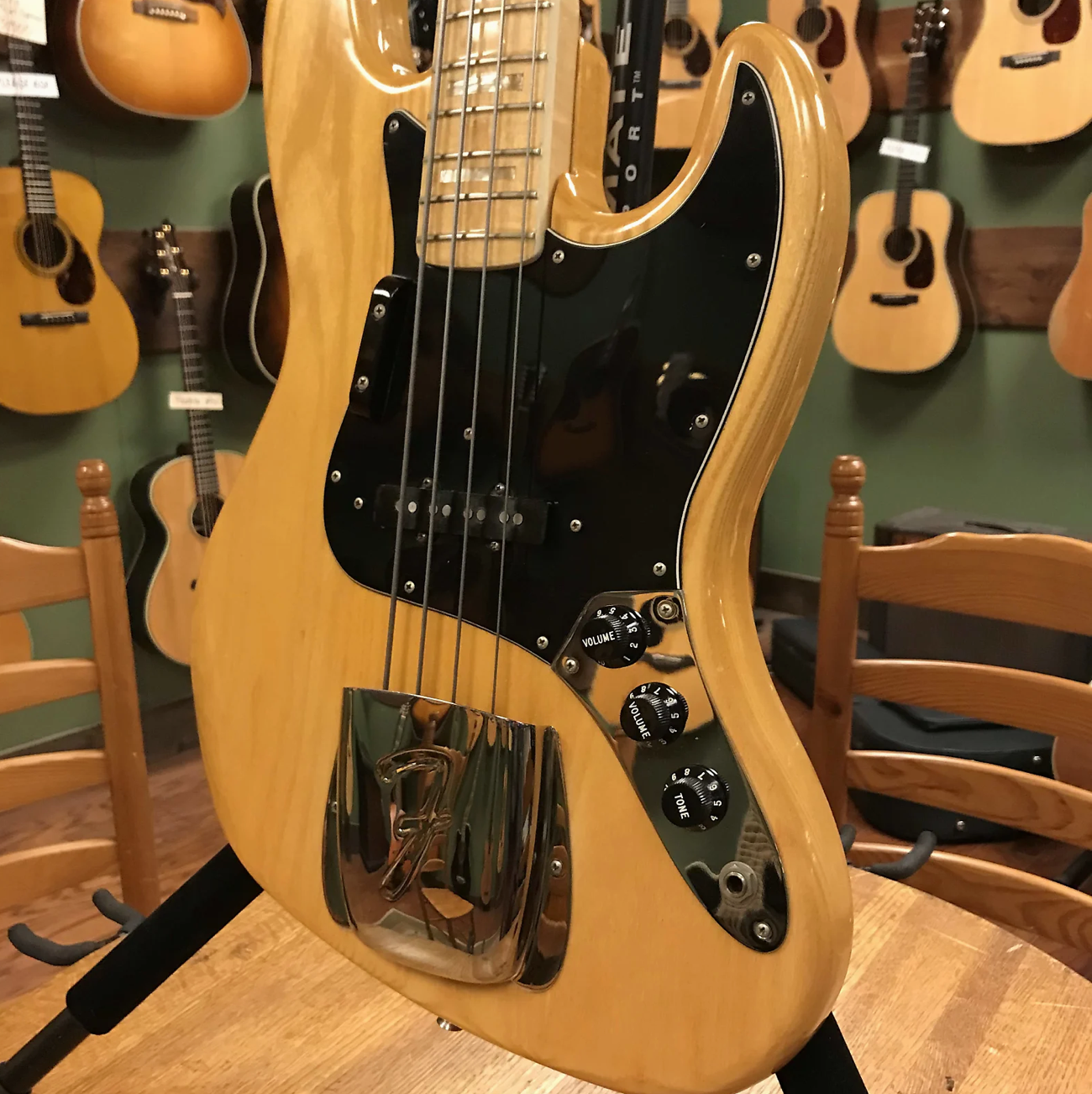 1977 Fender Jazz Bass Natural