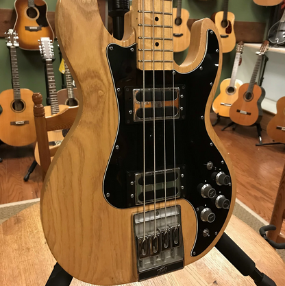 1978 Peavey T-40 with Maple Fretboard Natural