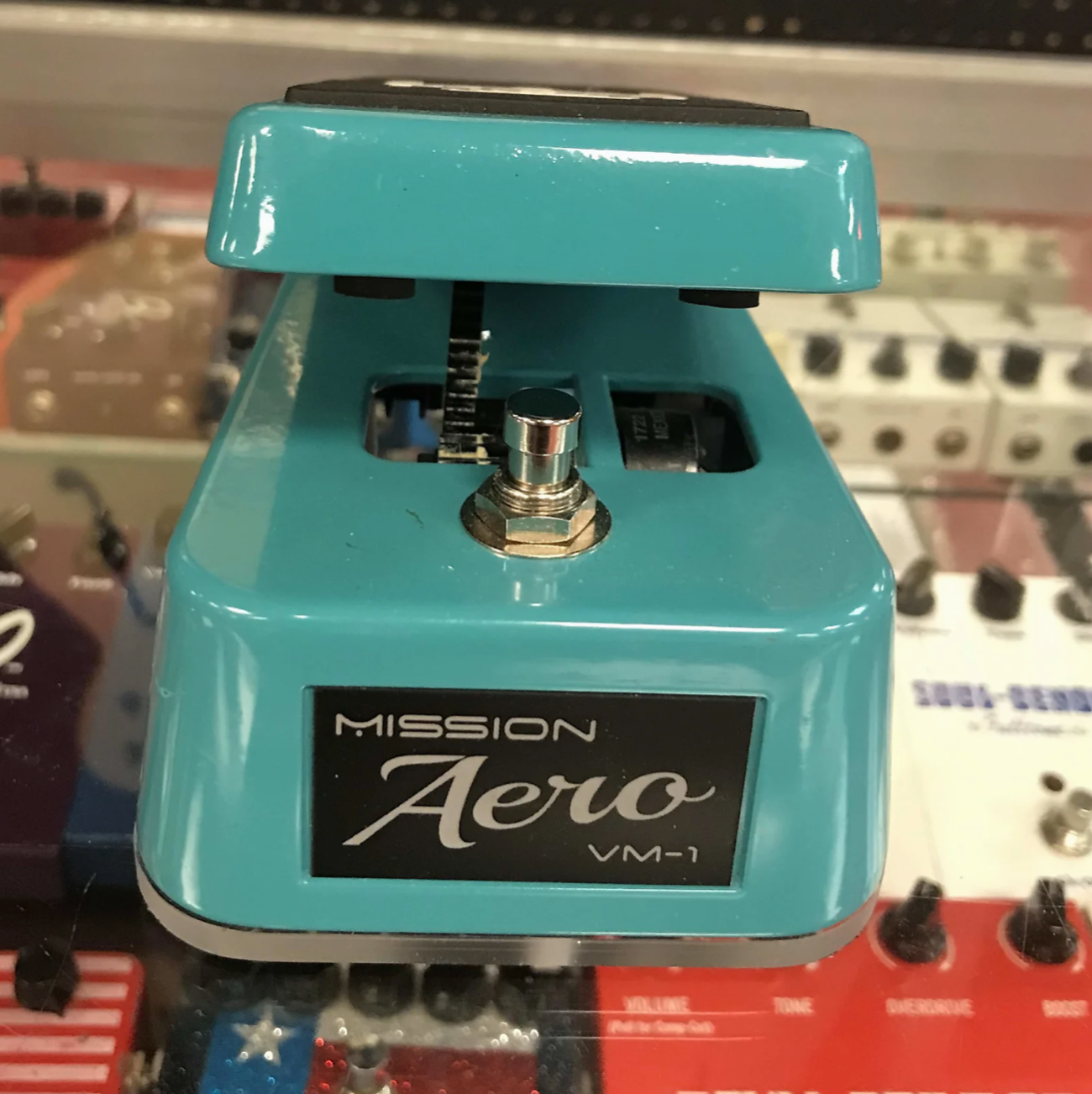 Mission Engineering VM-1 Aero Volume Pedal Surf Green