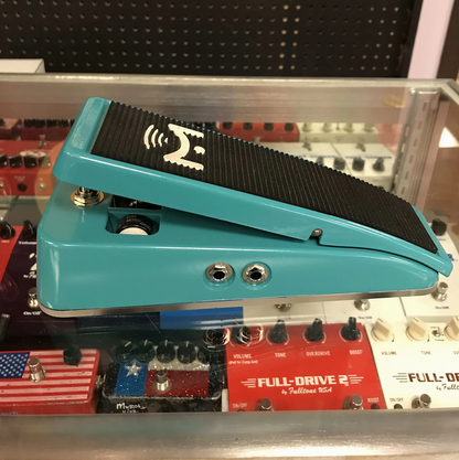 Mission Engineering VM-1 Aero Volume Pedal Surf Green