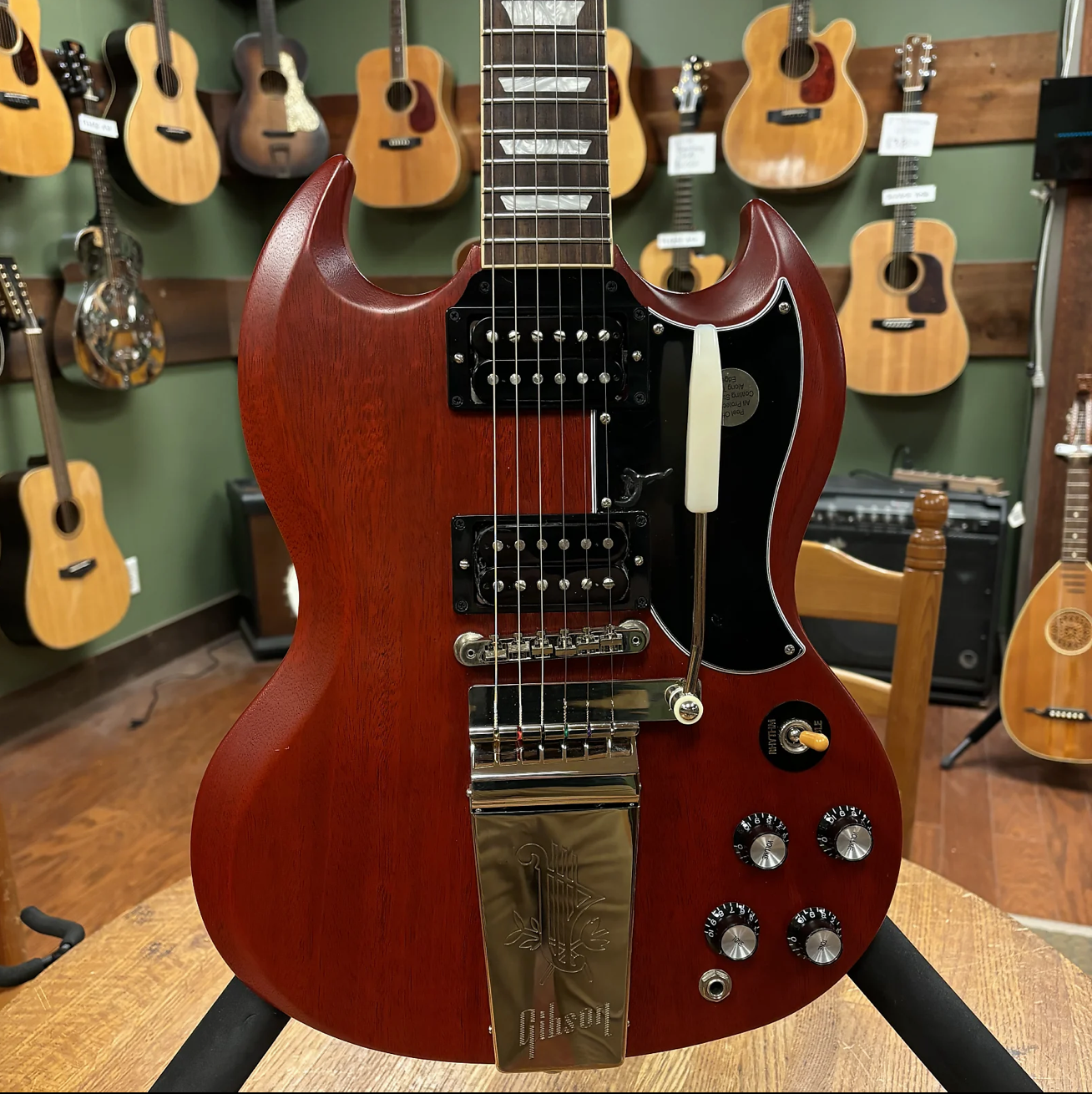 2022 Gibson SG Standard '61 Faded with Maestro Vibrola Vintage Cherry