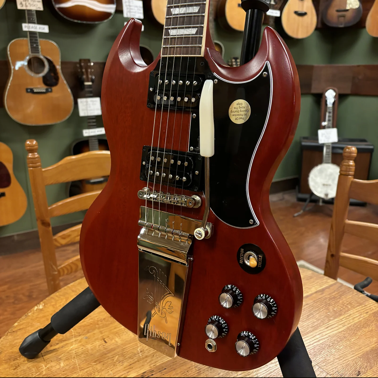 2022 Gibson SG Standard '61 Faded with Maestro Vibrola Vintage Cherry