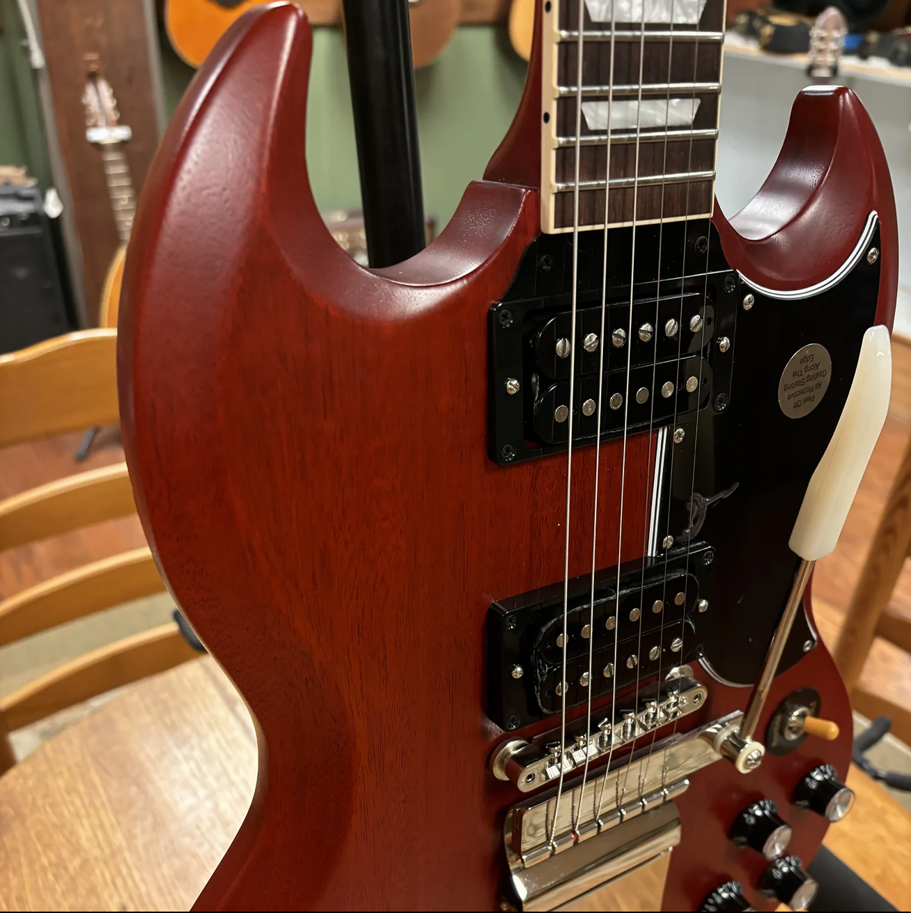 2022 Gibson SG Standard '61 Faded with Maestro Vibrola Vintage Cherry