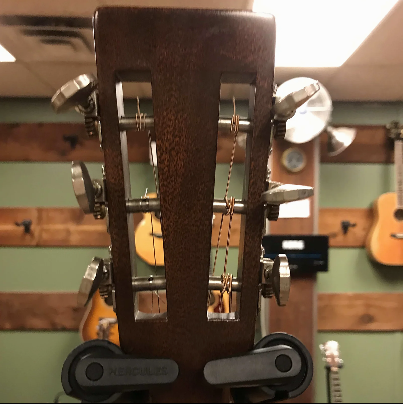 1997 Martin Vintage Series D-18VMS Natural Slot Headstock D-18