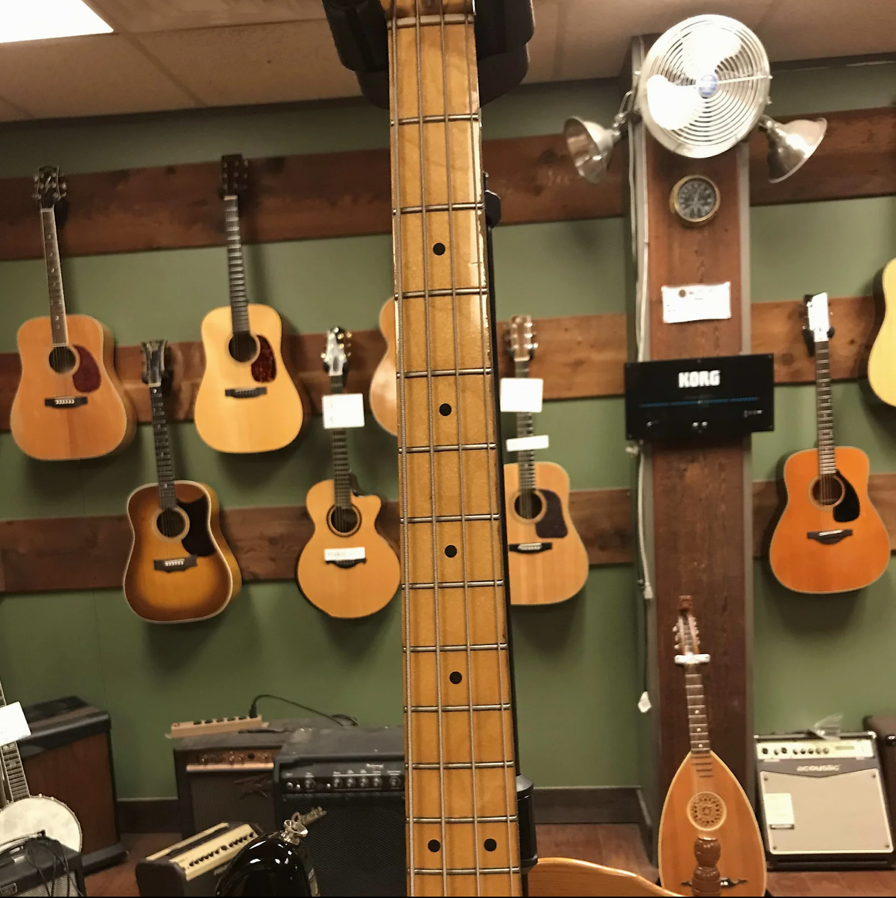 1983 Fender American Standard Precision Bass with Maple Fretboard Sunburst