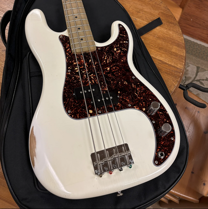 Berly P Style Bass Olympic White