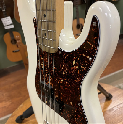 Berly P Style Bass Olympic White