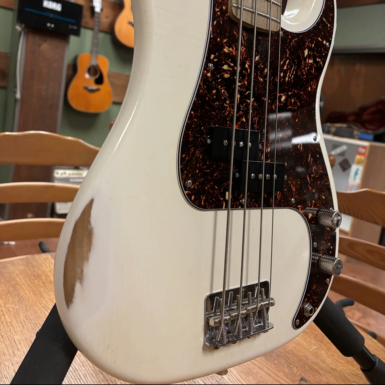 Berly P Style Bass Olympic White