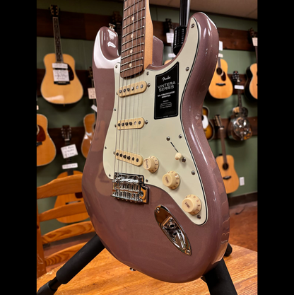 2022 Fender Vintera '60s Stratocaster Modified with Pau Ferro Fretboard Burgundy Mist Metallic