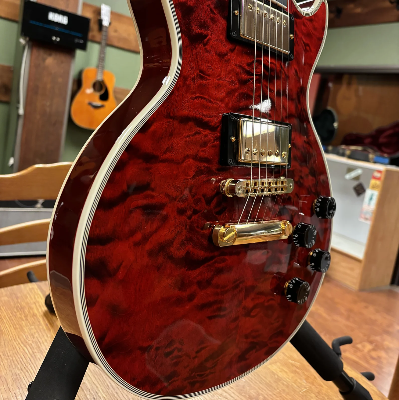 2017 Gibson Custom Shop Les Paul Custom AAA Quilt Top Red Tiger