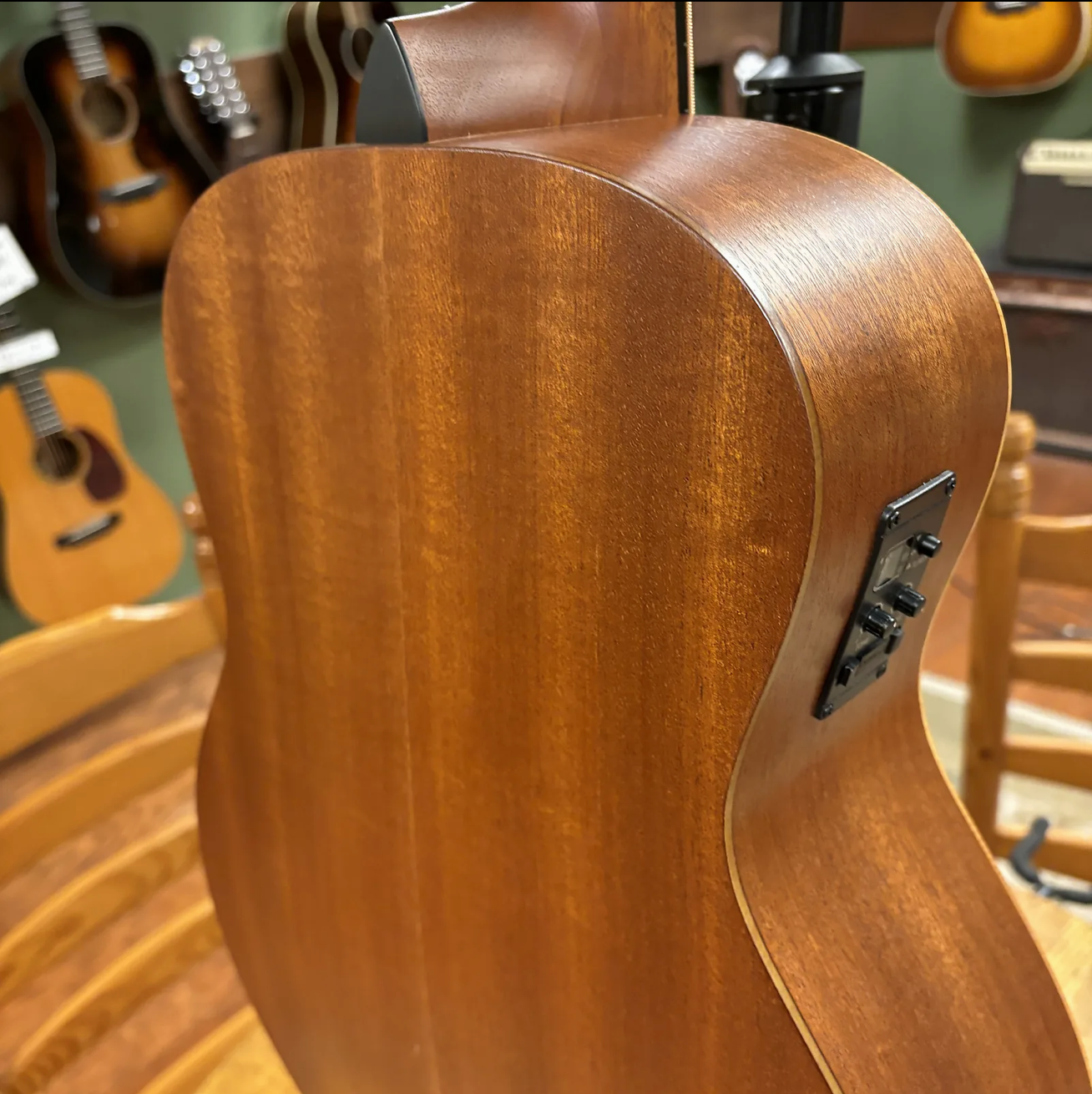 2017 Taylor GS-Mini-e Bass Natural